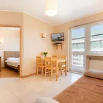 Rezydencja Spacerowa Apartamenty By Noclegi Renters